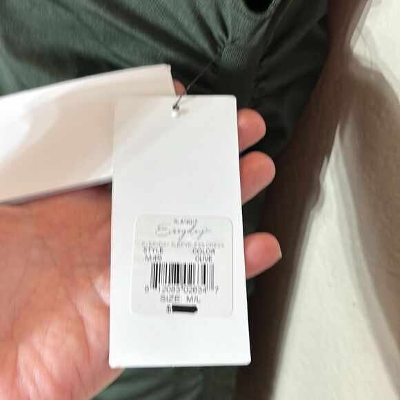 Blanqi everyday essentials sleeveless dress green new medium/large maternity - Picture 8 of 10